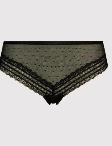 Chilot Triumph, negru
