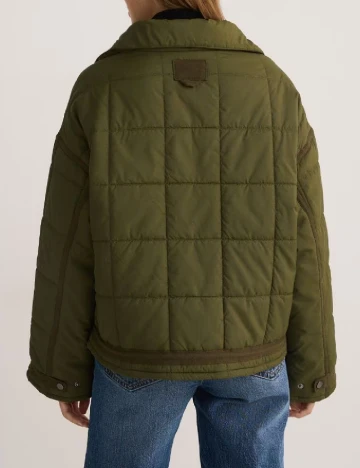 Geaca Reserved, verde