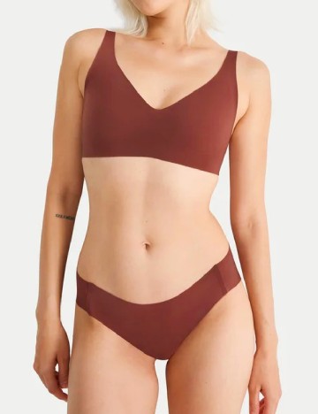 
						Sutien Sloggi by Triumph, maro
