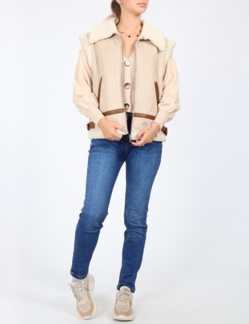 Vesta Vero Moda, crem