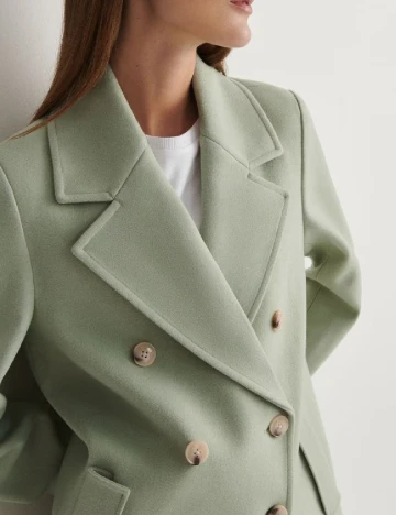Palton Reserved, verde