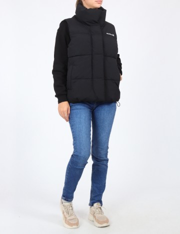 Vesta IQ, negru