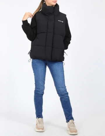 Vesta IQ, negru Negru