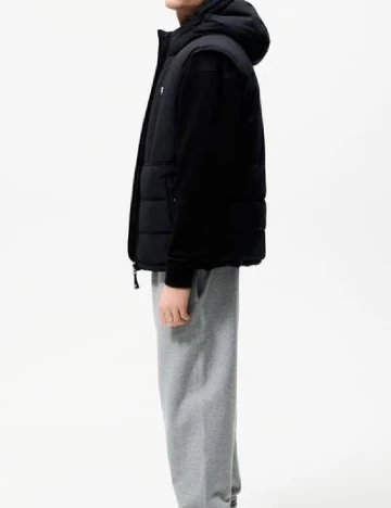 Vesta Zara, negru