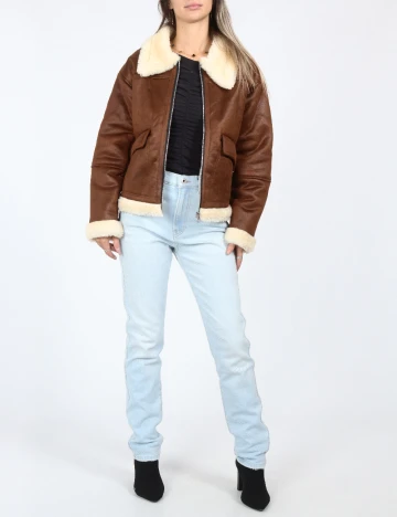 Jacheta Zara, maro