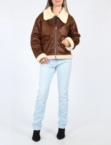 Jacheta Zara, maro