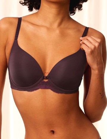 
						Sutien Triumph, mov