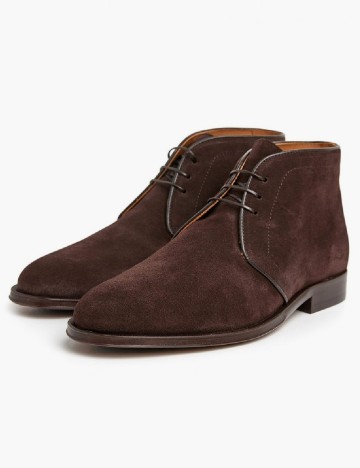 
						Ghete HACKETT, maro