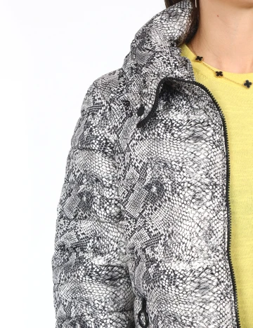 Geaca Piazza Italia, imprimeu sarpe Animal print