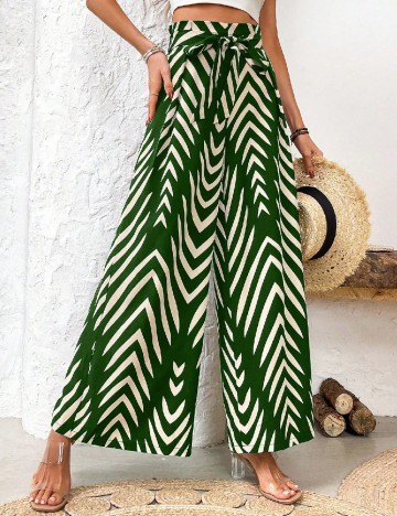 
						Pantaloni SHEIN, crem/verde