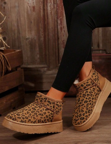 
						Ghete SHEIN, animal print