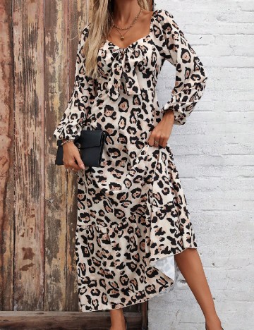 
						Rochie lunga SHEIN, animal print