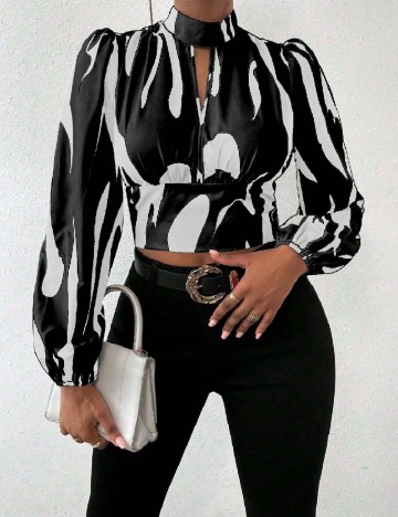 
						Top SHEIN, alb/negru