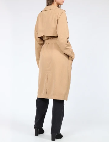 Trench Stradivarius, maro