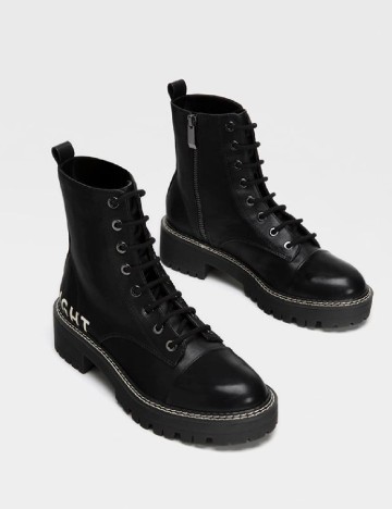 
						Ghete Stradivarius, negru