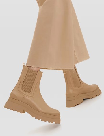 Ghete Stradivarius, maro