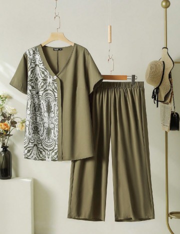 
						Compleu SHEIN CURVE, kaki