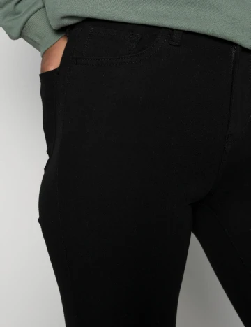 Blugi Y.A.S, negru Negru