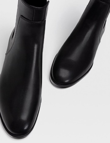 Ghete Stradivarius, negru