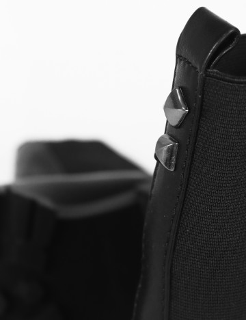 Ghete Stradivarius, negru