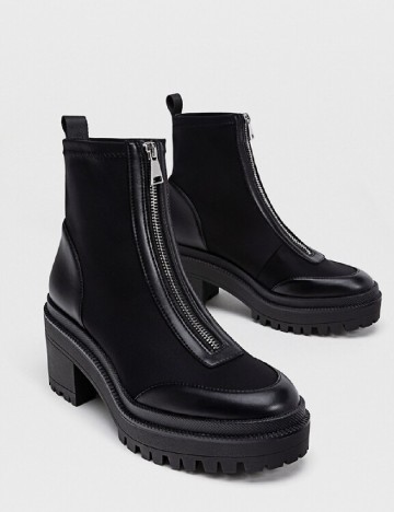 
						Ghete Stradivarius, negru
