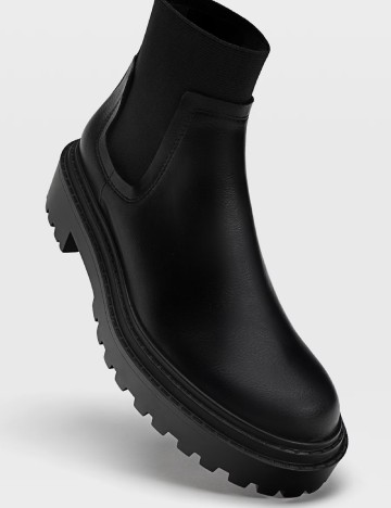 Ghete Stradivarius, negru