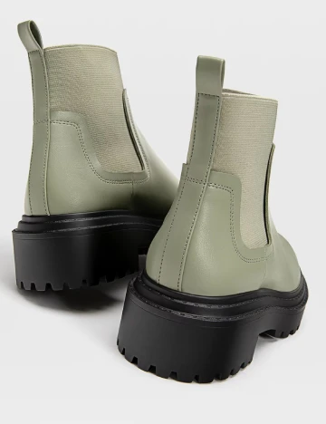 Ghete Stradivarius, verde Verde