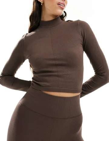Top ASOS, maro