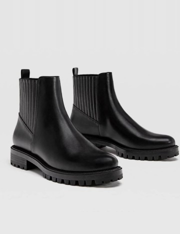 
						Ghete Stradivarius, negru