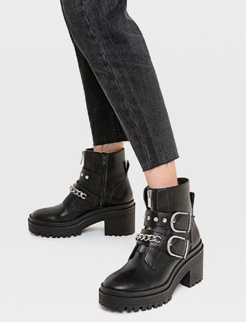 
						Ghete Stradivarius, negru