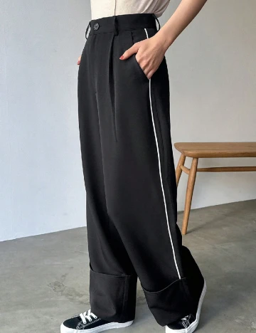 Pantaloni Friful, negru Negru