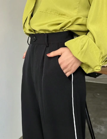 Pantaloni Friful, negru Negru