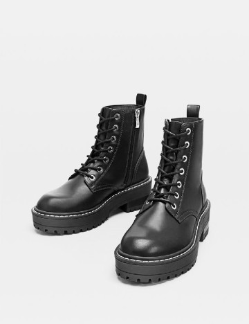 
						Ghete Stradivarius, negru