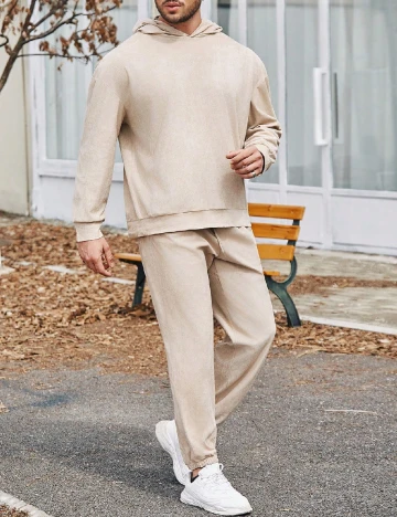 Compleu SHEIN Plus Size Men, maro deschis Maro