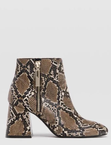 Botine Stradivarius, imprimeu sarpe Animal print