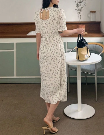 Rochie medie Dazy, alb/albastru Alb