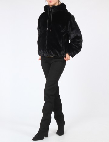 Jacheta Stradivarius, negru