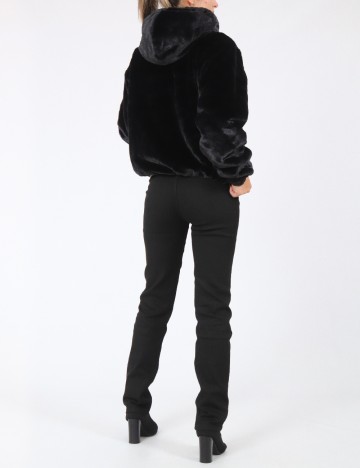 Jacheta Stradivarius, negru