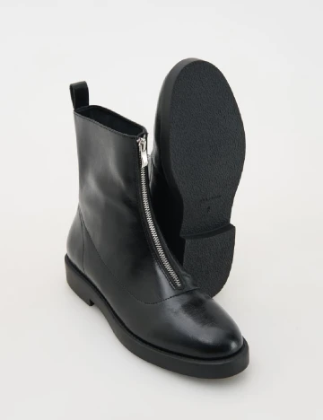 Ghete Reserved, negru Negru