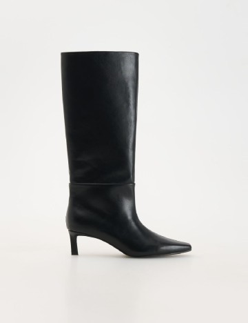 
						Cizme Reserved, negru