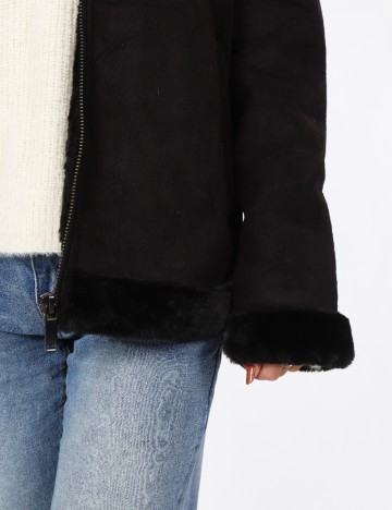 Jacheta Zara, negru