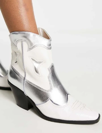Botine Stradivarius, ecru Alb