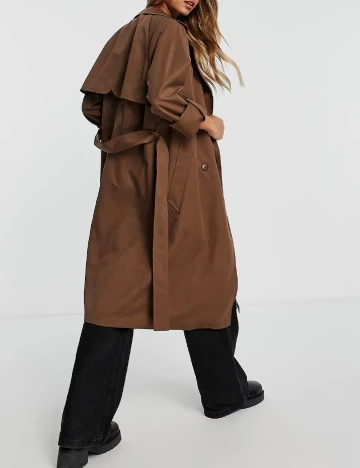 Trench Stradivarius, maro Maro