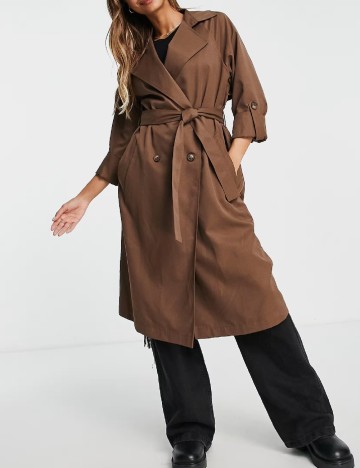 
						Trench Stradivarius, maro