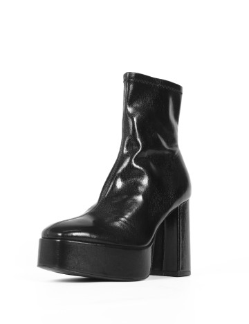 
						Botine Stradivarius, negru
