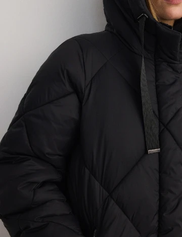 Geaca Reserved, negru Negru