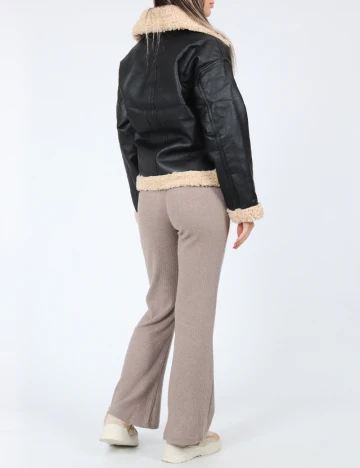 Jacheta Bershka, negru
