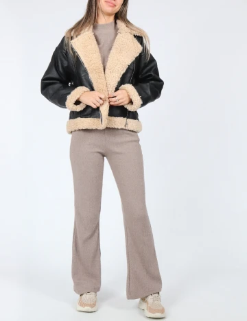 Jacheta Bershka, negru