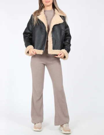 Jacheta Bershka, negru