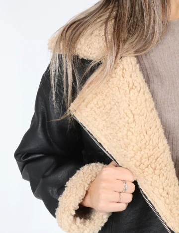 Jacheta Bershka, negru
